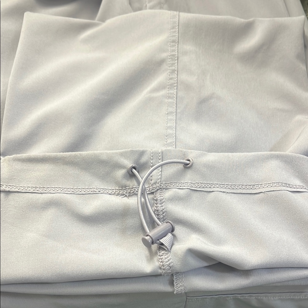 Women’s Lavender Cargo Pants - Picture 5 of 7